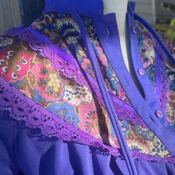 🌼 VINTAGE Prairie Style Handmade Purple Maxi Dress with Floral Collar 💜 - Picture 7 of 8